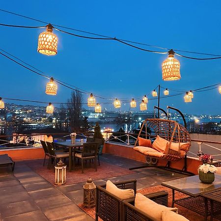Waterfront Apartment By The Tram - Terrace With Dome & Golden Horn View In Fatih Истанбул Екстериор снимка