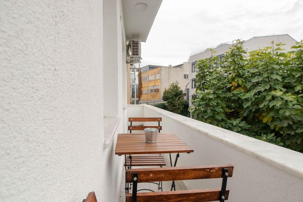 Waterfront Apartment By The Tram - Terrace With Dome & Golden Horn View In Fatih Истанбул Екстериор снимка