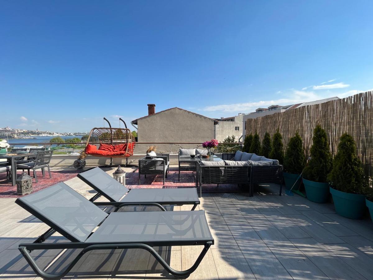 Waterfront Apartment By The Tram - Terrace With Dome & Golden Horn View In Fatih Истанбул Екстериор снимка