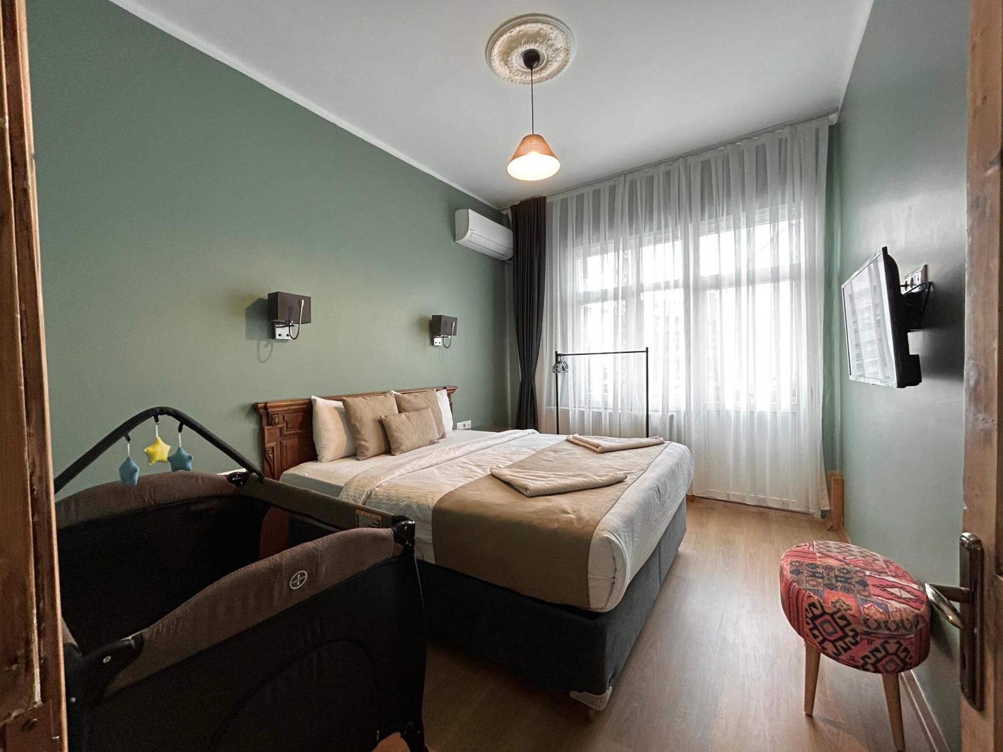 Waterfront Apartment By The Tram - Terrace With Dome & Golden Horn View In Fatih Истанбул Екстериор снимка