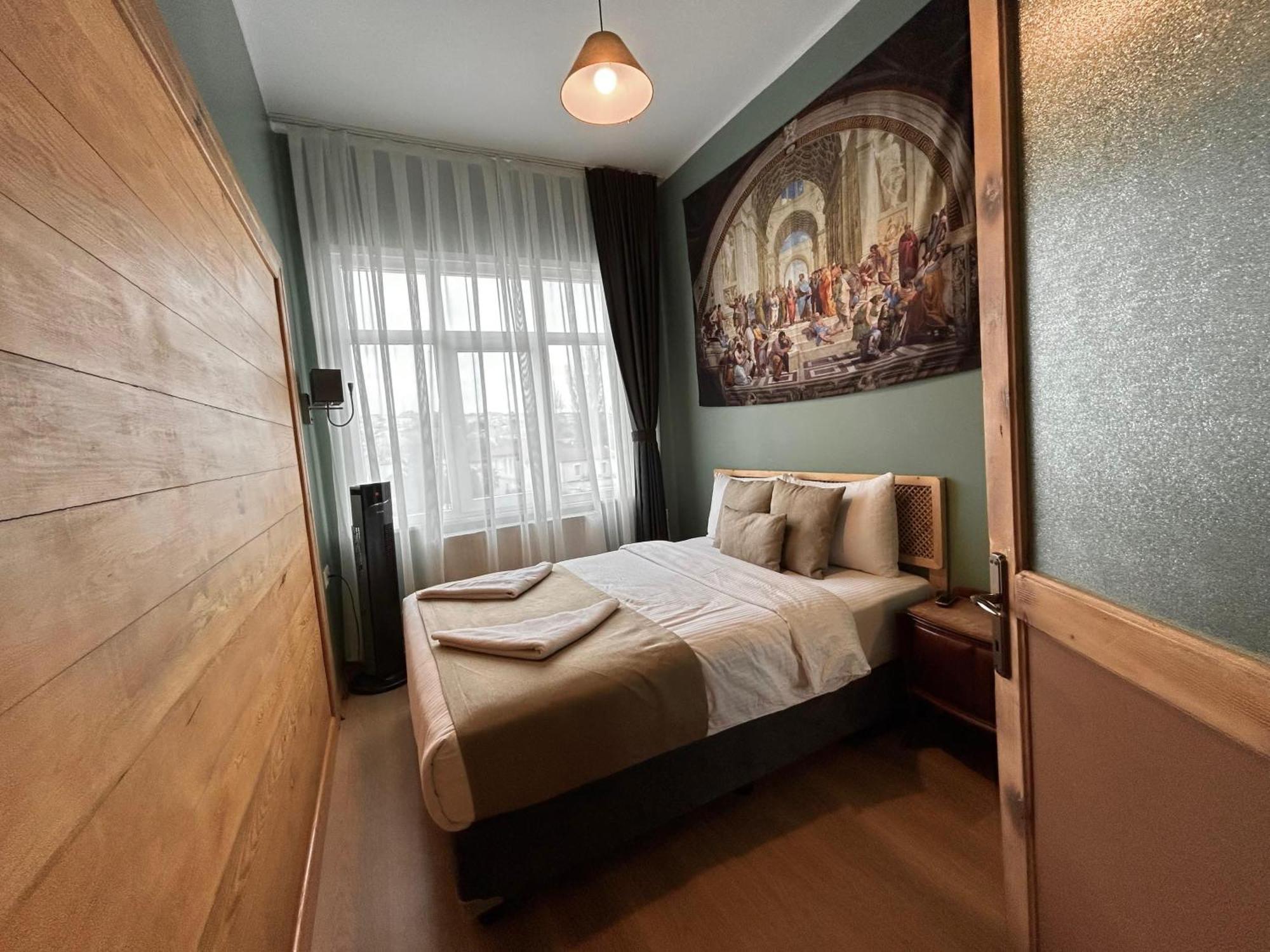 Waterfront Apartment By The Tram - Terrace With Dome & Golden Horn View In Fatih Истанбул Екстериор снимка